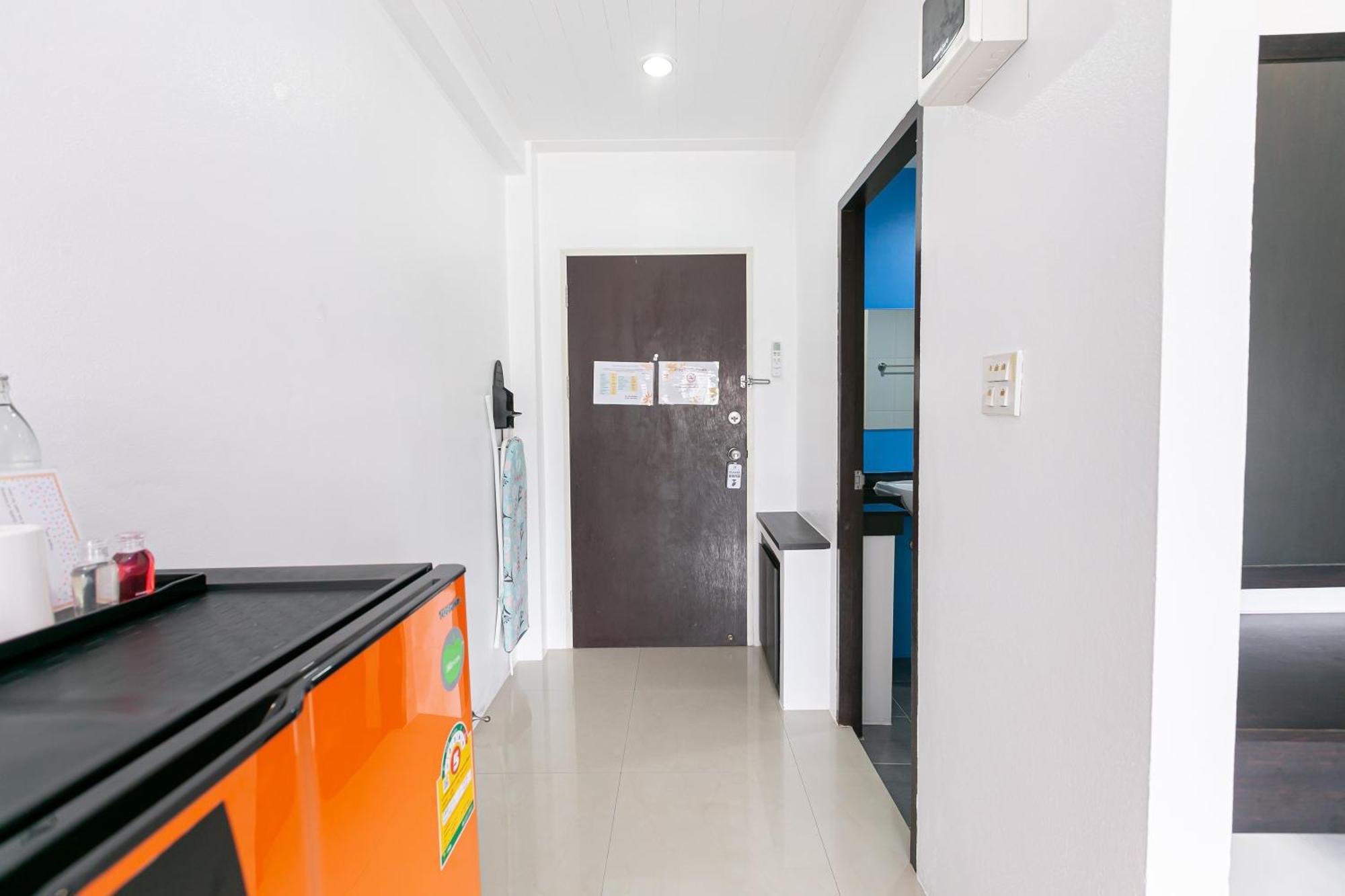Ruan Plaisoi Apartment Bangkok Exterior foto