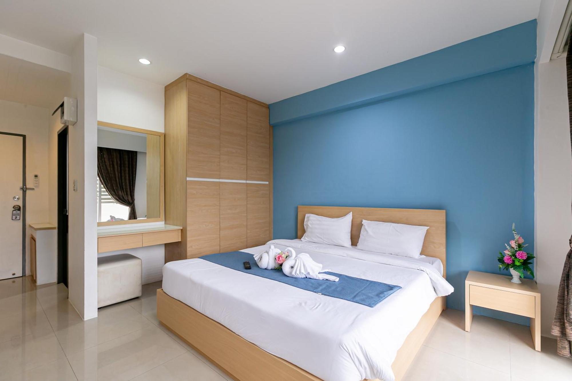 Ruan Plaisoi Apartment Bangkok Exterior foto